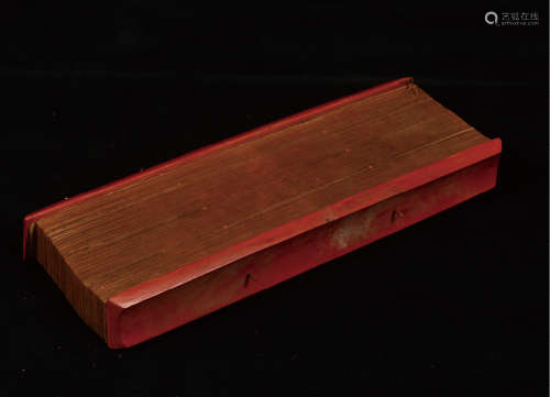 旧制傣文梵夹装贝叶经册一组百余帧（附原始木质夹板）