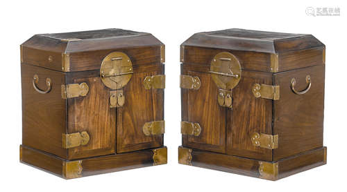 19th century A pair of huanghuali table-top chests, guanpixiang