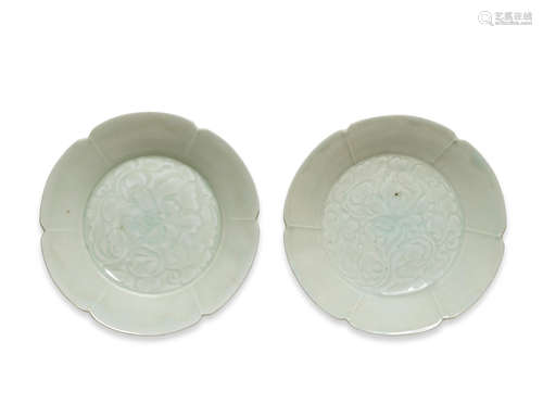 Song dynasty A PAIR OF QINGBAI FOLIATE RIM BOWLS