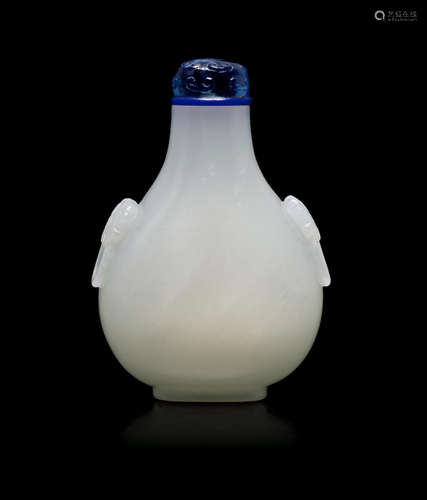 Qianlong mark, late 19th/20th century A white jade snuff bottle