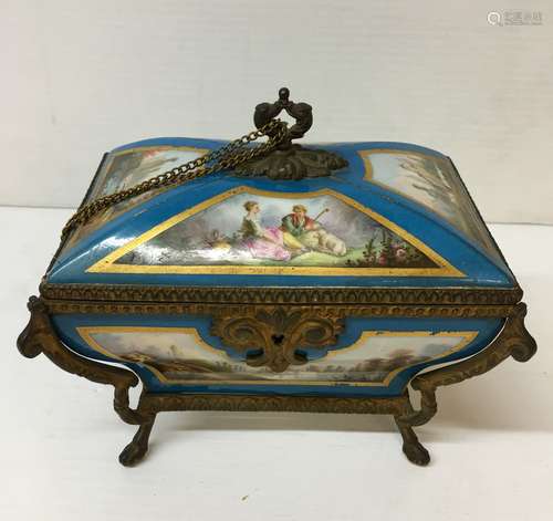 Enamel Locking Box