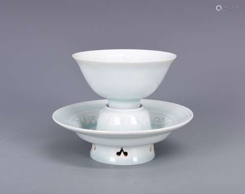 Porcelain Cup  with Cup Stand