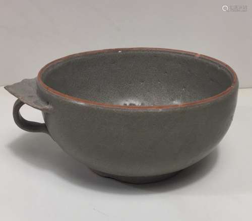 Guan Type Porcelain Bowl