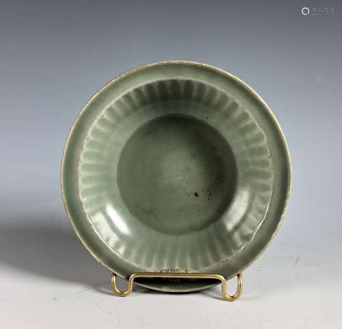 Small Longquan  Celadon Charger