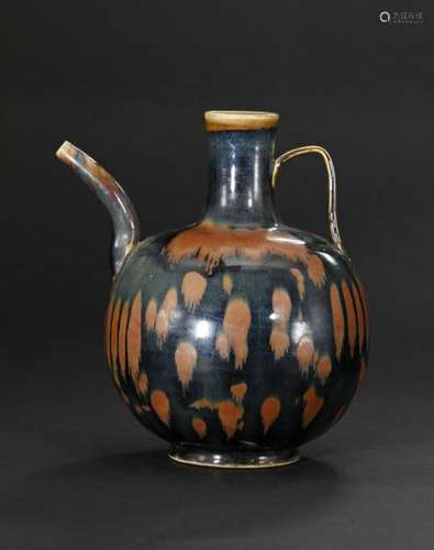 Ding-Type Russet-Splashed Black Glazed Ewer