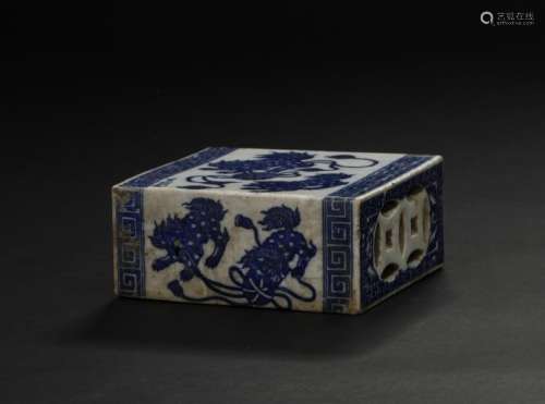 Chinese Blue and White Paperweight