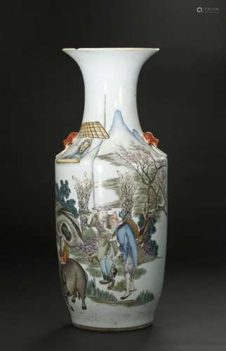 Large Famille Rose 'Figures' Vase