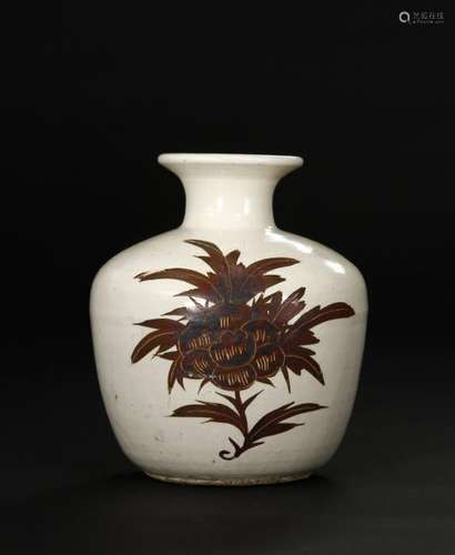 Cizhou White-Ground Painted Truncated Meiping