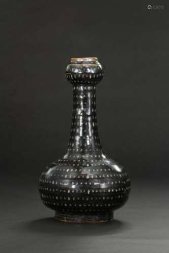 Fine Jizhou Spotted Black Garlic-Head Vase