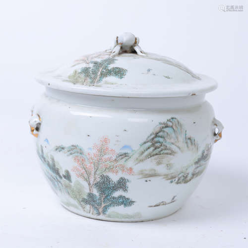 CHINESE PORCELAIN FAMILLE ROSE LIDDED JAR