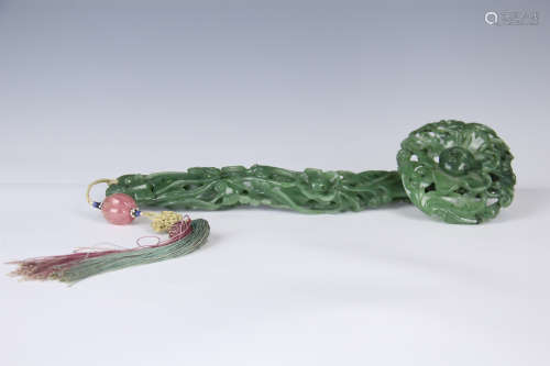 CHINESE SPINACH JADE CARVED RUYI SCEPTER