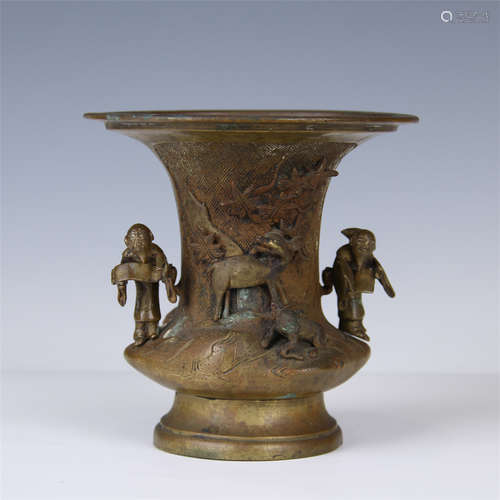 CHINESE BRONZE FIGURES HANDLE GU VASE