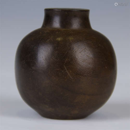 CHINESE SILKWOOD NANMU SNUFF BOTTLE