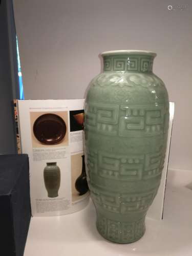 Chinese Yellowish Pea Green Glazed Vase Yongzheng period
