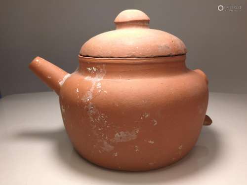 Ming Dynasty Chinese Yixing Zisha Teapot DAMAGED