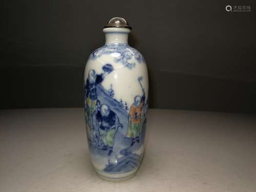 Qing Dy Chinese White and Blue Porcelain Snuff Bottle