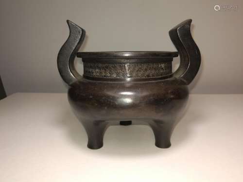 Qing/Ming Dynasty Chinese Double Ears Incense Burner