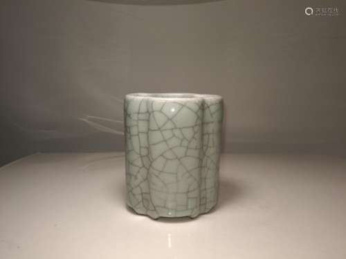 Qing Dynasty Chinese Porcelain GEYAO Brush Pot