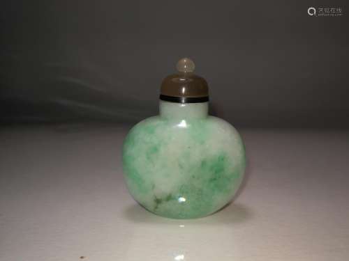 Qing Dynasty Chinese Emerald Snuff Bottle