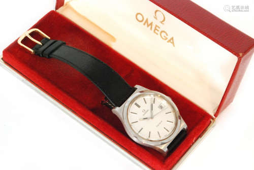 A boxed gentleman's stainless steel Omega wrist watch