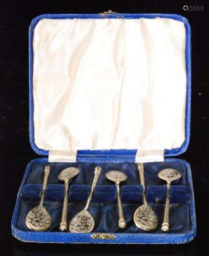 A cased set of six Russian silver tea spoons