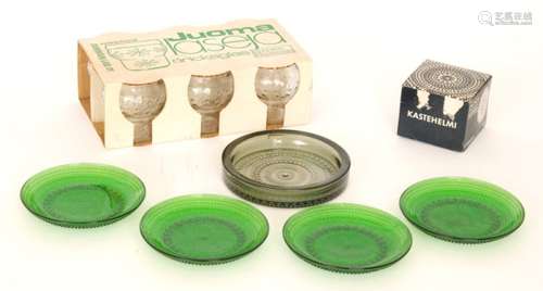 A collection of later 20th Century Riihimaki glass comprising a boxed set of six Kastehelmi pin dishes