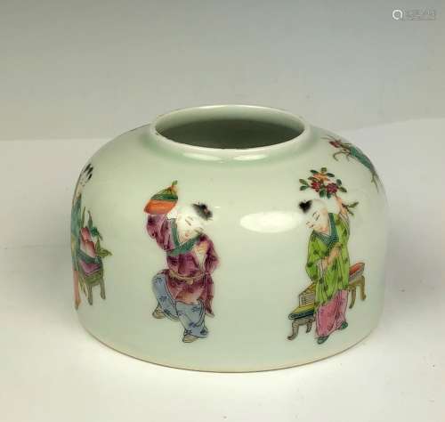 Chinese Famille Rose Porcelain water pot with mark.