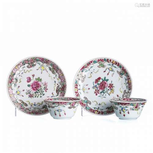 Pair of Teacups and saucers in porcelain, Yongzheng