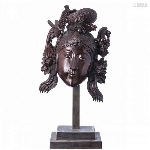 Celestial beauty honmu carved head