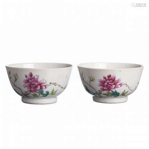 Pair of 'flowers' porcelain china bowls.