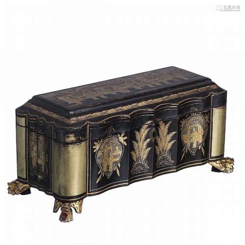 Chinese Jewel box in lacquered wood