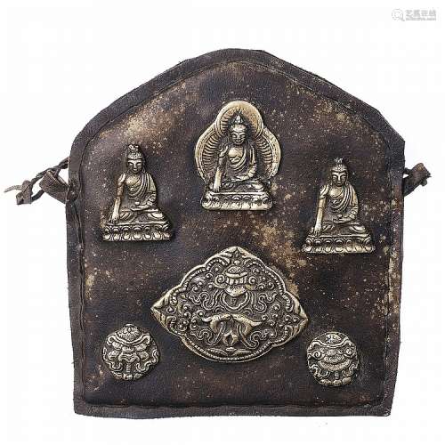 Tibetan plaque with buddhas