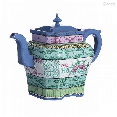 Teapot in Yixing ceramic