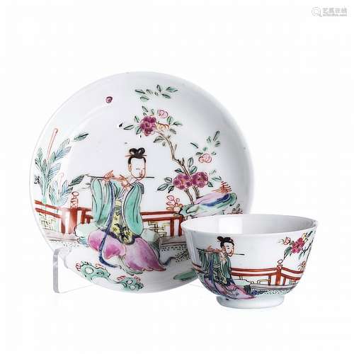 Teacup and saucer musician in porcelain, Yongzheng