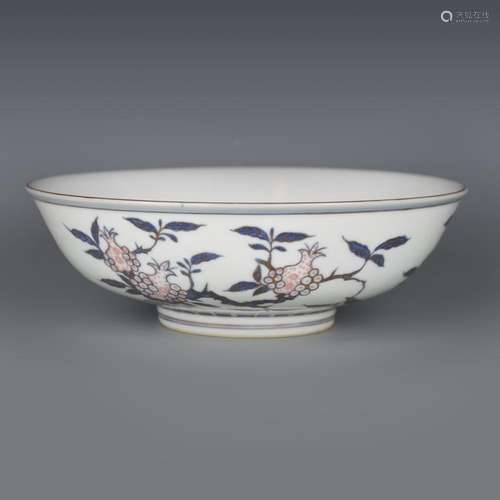 Qing, Blue and White with Copper-Red Gilt Painted ‘Fruit’ Plate 清 乾隆 青花描金釉里红三菓(桃、石榴、佛手)纹盘