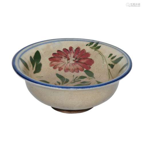 Northern Song Dynasty, Sancai Floral Bowl 北宋 红、蓝、绿三彩花卉压手碗