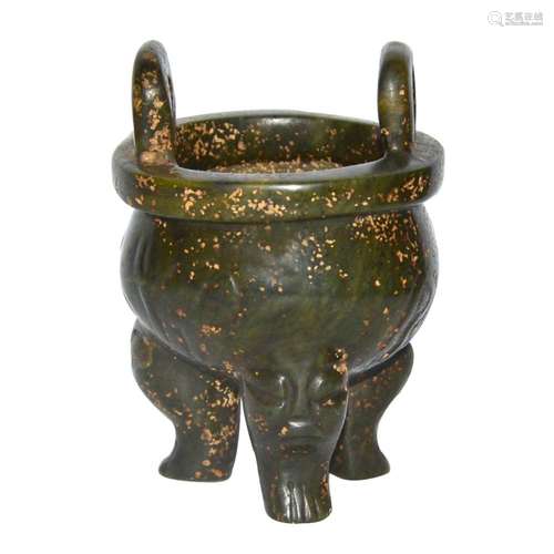 Neolithic Period, Hongshan Culture Spinach Green Jade Tripod Censer with Upright Handles and Mask Decorations 新石器时期 红山文化 碧玉雕刻花双耳人面三足炉