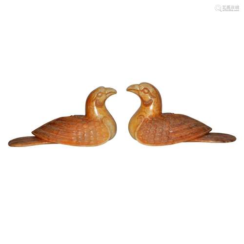 Ming Dynasty, A Pair of Yellow Jade Carved Seagulls 明 黄玉雕海鸥造型赏件一对