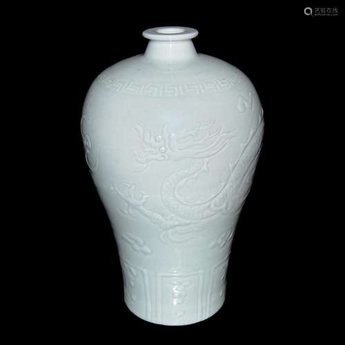 Yuan Dynasty, A White-Glazed Incised Dragon-Cloud Motif Meiping 元 白釉浅刻龙云纹梅瓶