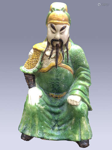 ANTIQUE CHINESE PORCELAIN FIGURE-GUANGONG