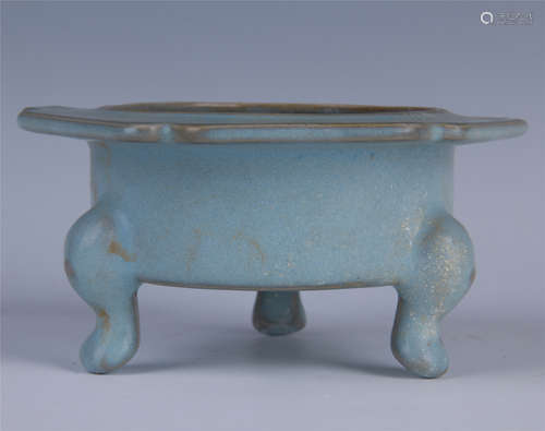 BLUE GLAZED TRIPOD CENSER