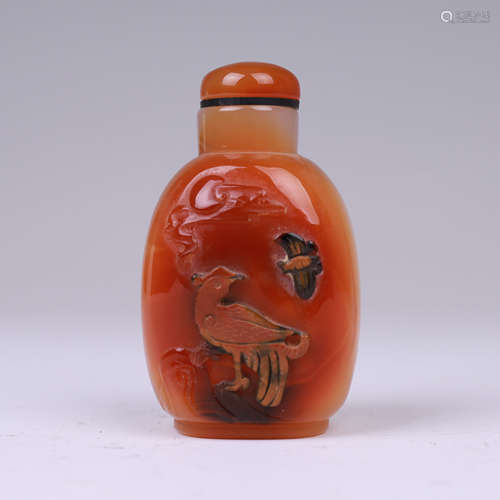 AGATE BIRD SNUFF BOTTLE