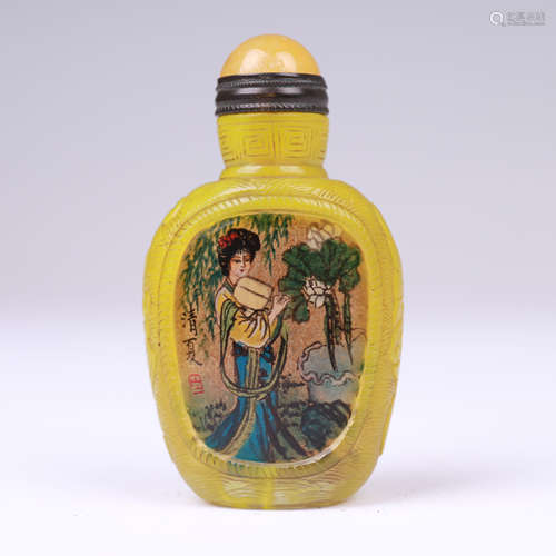 OPAQUE GLASS BEAUTY SNUFF BOTTLE