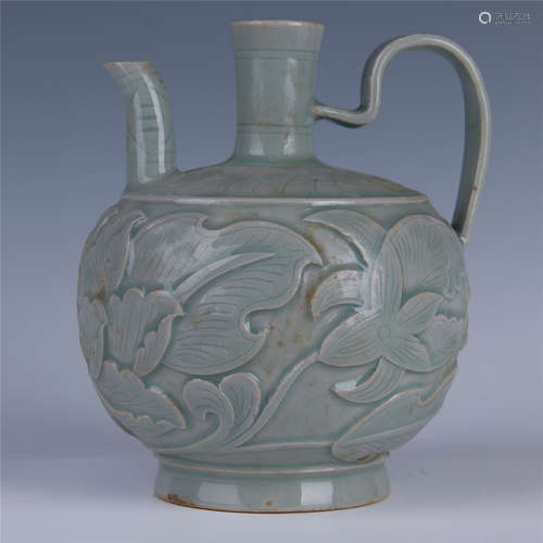 A CELADON PORCELAIN WINE POT