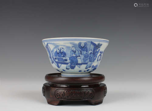 CHINESE BLUE AND WHITE PORCELAIN BOWL