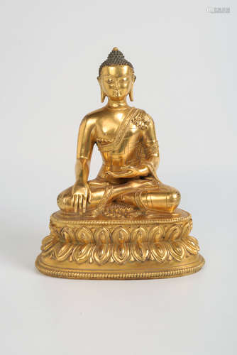 CHINESE GILT BRONZE SEATED SHAKYAMUNI