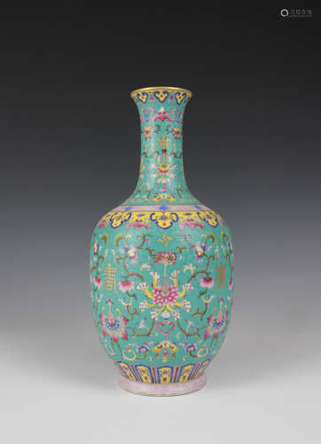 CHINESE TURQUOISE GROUND FAMILLE ROSE VASE