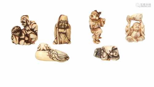 Lot of five netsuke, 1) Ivory Hotei with bag, fan and karako. Signed Mazakazu. L. 4,5 cm. 2) Ivory