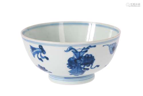 A blue and white porcelain bowl, decorated with antiquities. Marked with symbol. China, Kangxi.