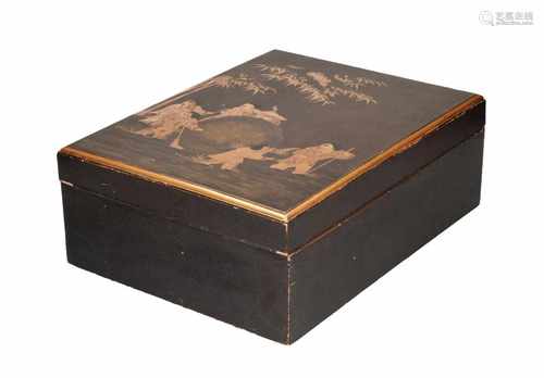 A large oblong lacquer box, depicting figures. Japan, 19th century. Dim. 38,5 x 30 cm.